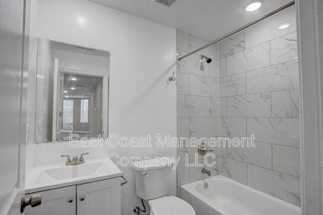 Building Photo - 601 Richwood Ave