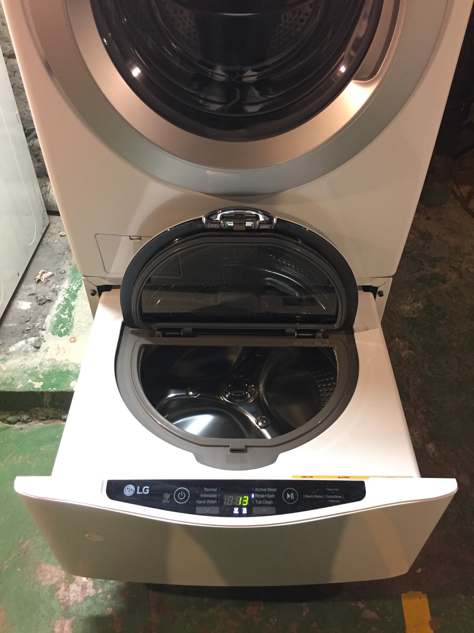 Front-load washer is capable of doing two separate loads of laundry at once!(secondary washer drawer) - 350 Cobun Avenue