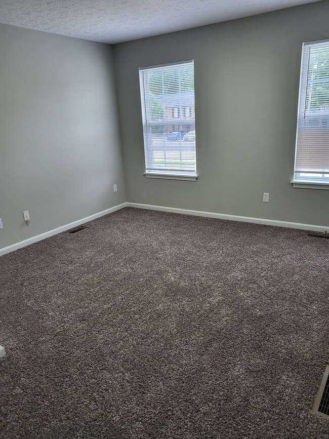 Building Photo - 1019 Brooklyn Blvd