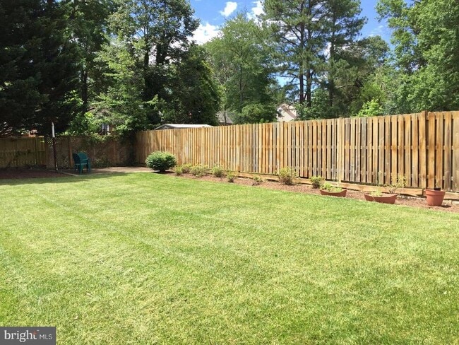 Building Photo - 3010 Strathmeade St