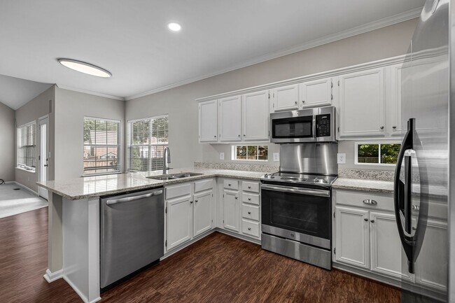 Building Photo - Spotless home in sought after Fieldstone Farms!