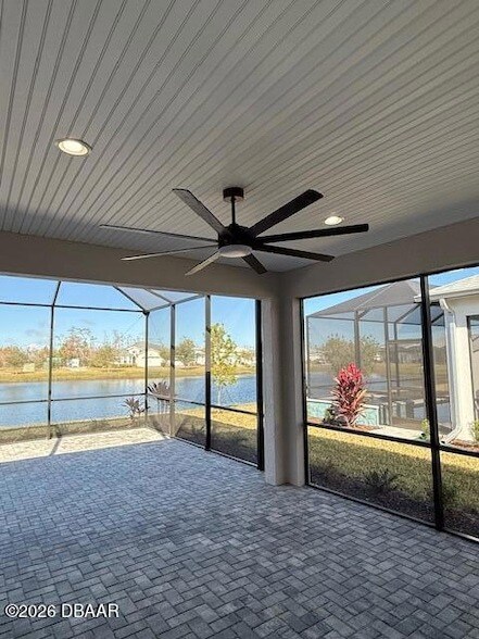 Building Photo - 215 Summertime Pl