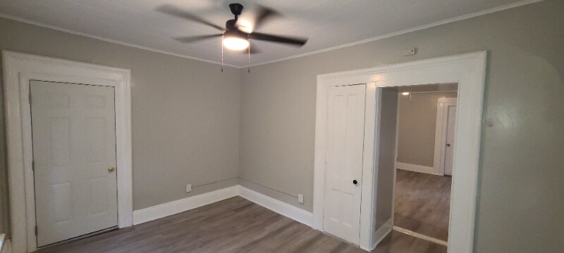 Building Photo - 1335 Park Ave