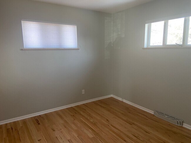 Building Photo - Charming 2 bedroom home in Ruby Hill neighborhood of Denver