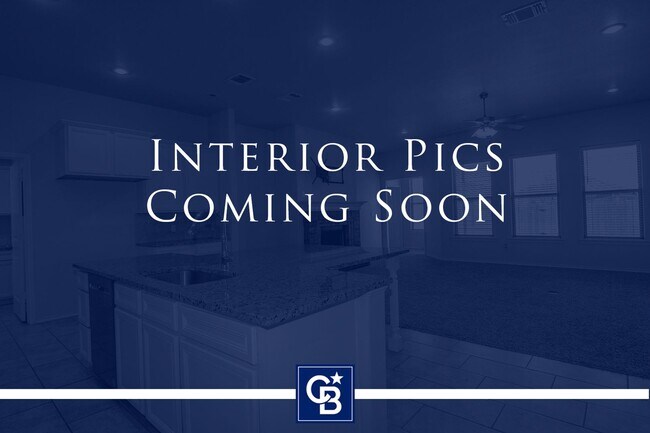 Building Photo - 3 bed 2 bath - New flooring and paint coming soon!