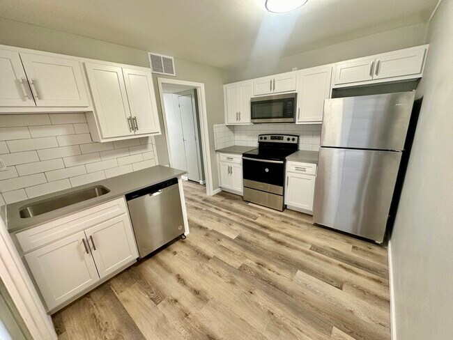 Building Photo - 6265 Gravois Ave