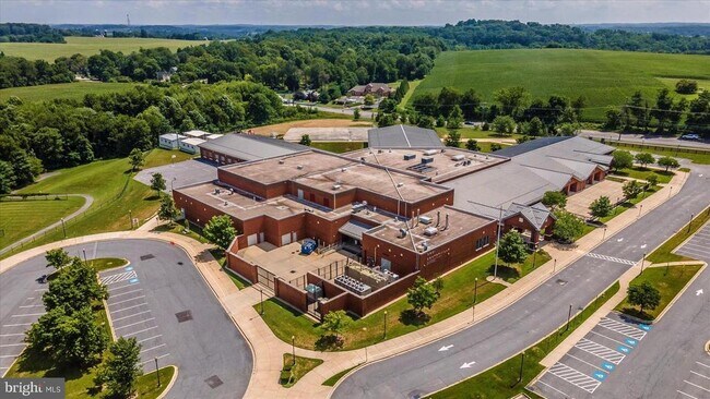 Building Photo - 3508 Connor Pl