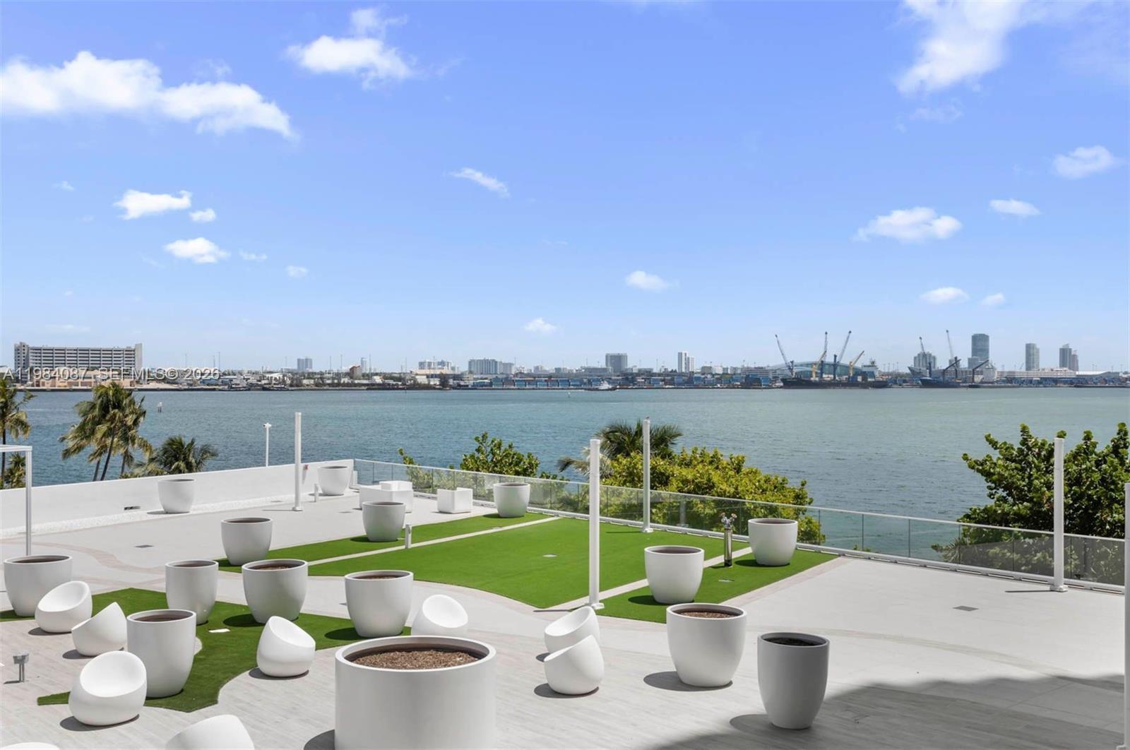 Building Photo - 770 Claughton Island Dr