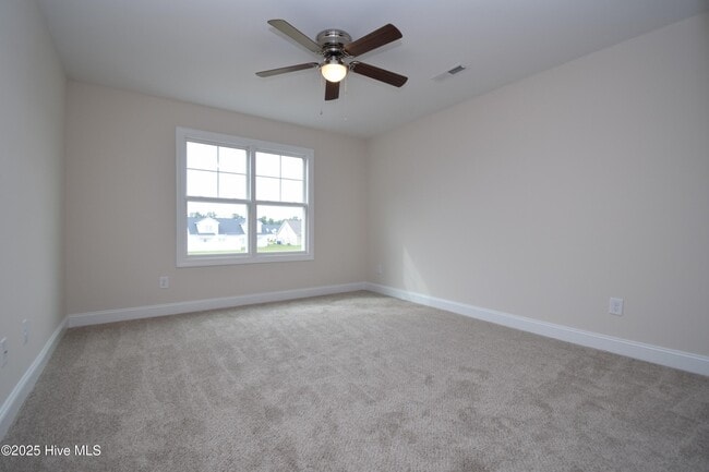 Building Photo - 640 Abigail Taylor Dr
