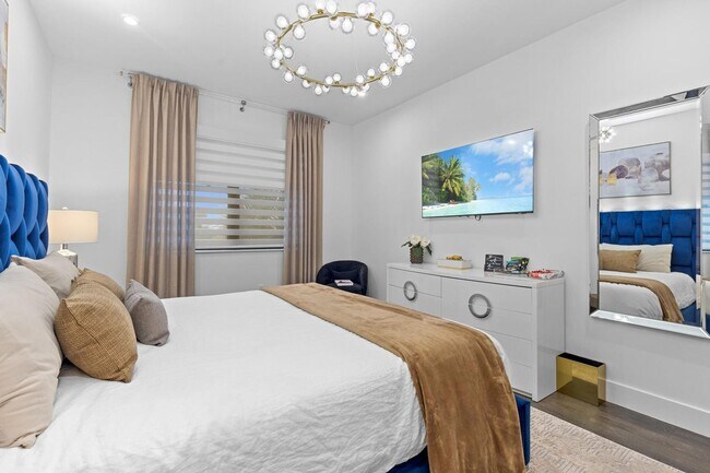 Building Photo - 12470 Solana Bay Cir