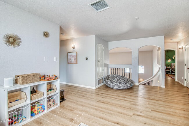 Building Photo - 6300 Franklin Trail Drive