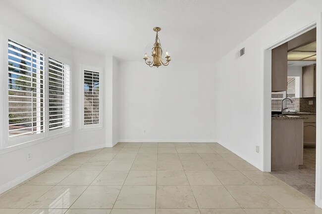 Building Photo - 12021 Falcon Crest Way