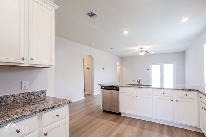 Building Photo - 10475 Red Cardinal Dr