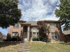 Building Photo - 2048 Piedmont Dr