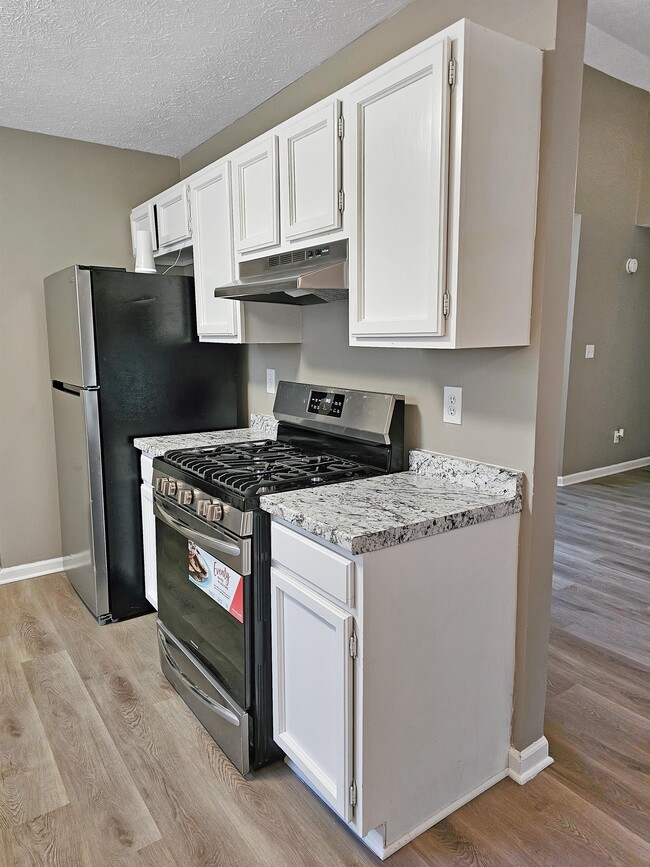 Building Photo - 7819 Taylor Cir