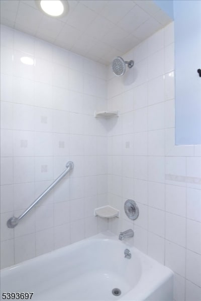 Building Photo - 301 Riverview Rd