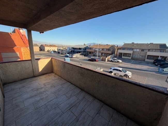 Building Photo - 6953 Hopkins Dr
