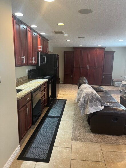 Kitchen / Living Room - 486 E Aspen Meadows Ct