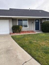 Building Photo - Large 2-Story home in a quiet Cul-de-sac