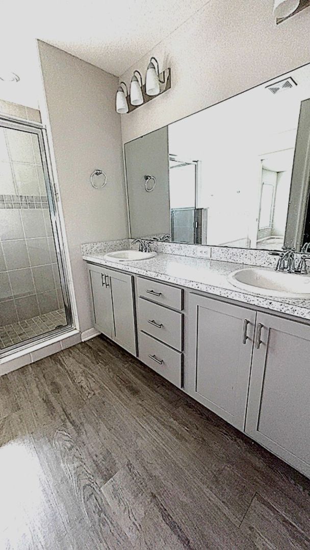 Building Photo - Davenport- 4/2 single family home. Coming Soon!!!