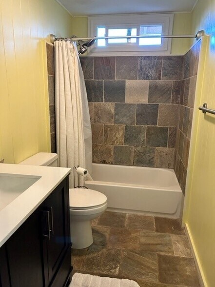 Third Bathroom with Tub/shower - 68 -287 Crozier Loop