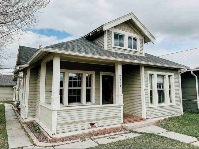 Building Photo - 2501 Harvard Ave