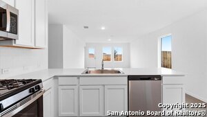 Building Photo - 10814 Lilla Jean Dr