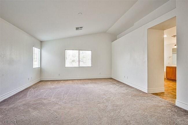Building Photo - 375 Center Green Dr