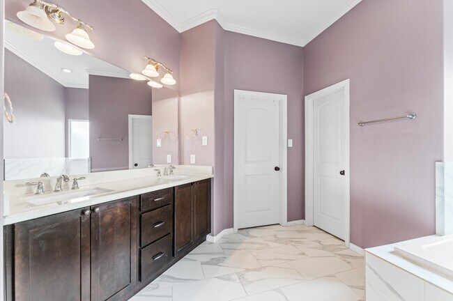 Building Photo - 3470 Talia Wood Ct
