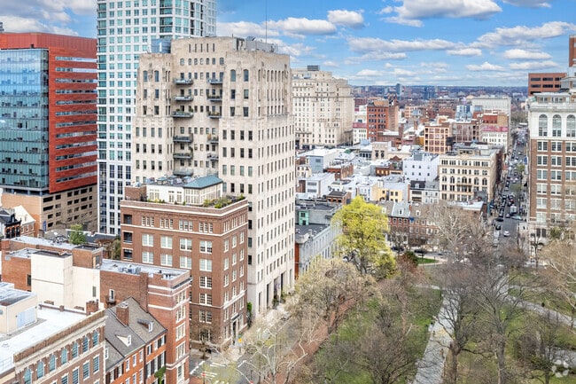 Building Photo - The Ayer Condominium