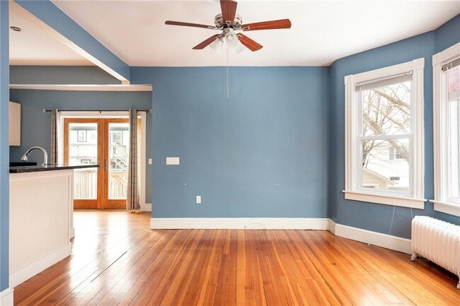 Building Photo - 5 Cummings Rd