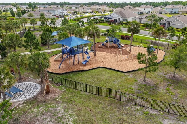 Building Photo - 10819 Charlotte Dr.