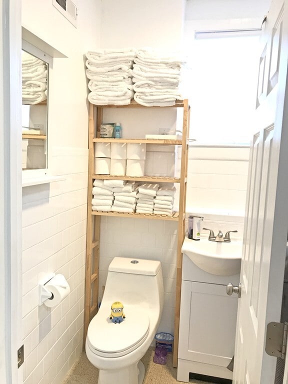 Building Photo - 37 Telegraph St