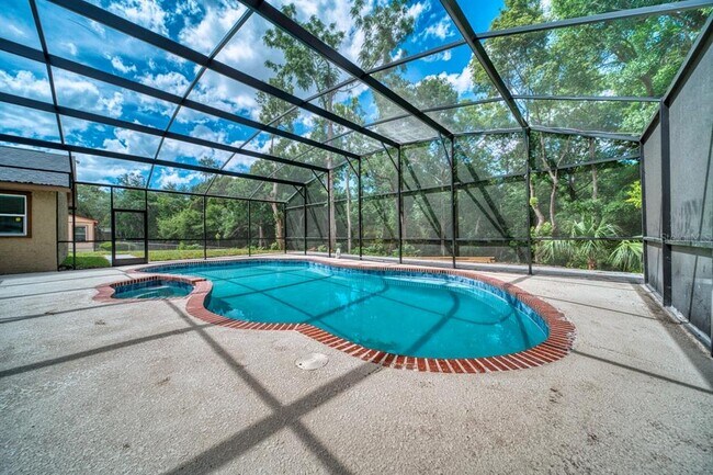 Building Photo - 1542 Sugarwood Cir