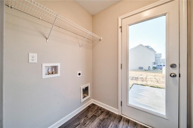 Building Photo - 21 Belfield Ct