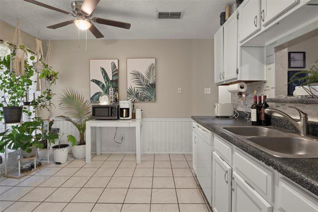 Building Photo - 2909 Post Oak Dr