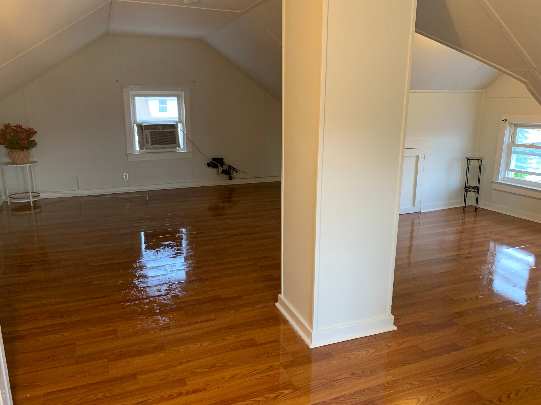 Building Photo - 269 N 1st Ave