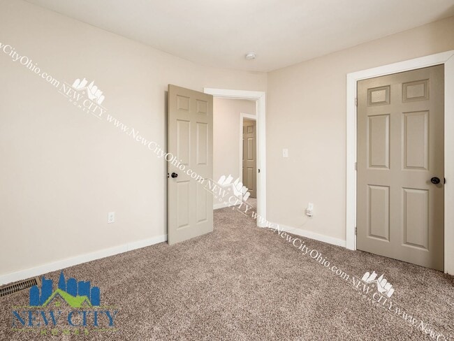 Building Photo - 1390-1392 Sullivant Ave, Columbus OH 43223