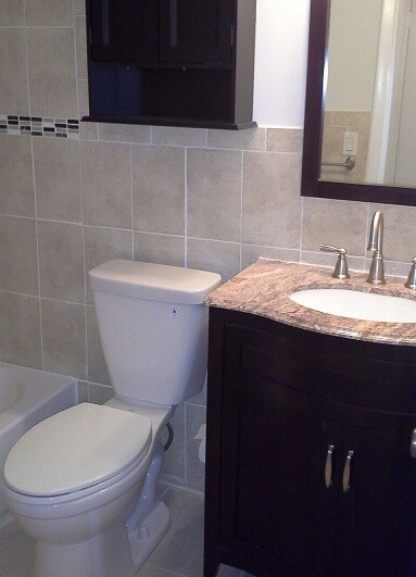 2nd full bathroom - 252 Majorca Ave