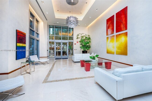 Building Photo - 1060 Brickell Ave