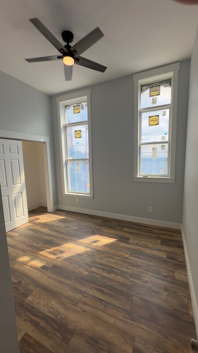 Building Photo - Downtown Rental Units