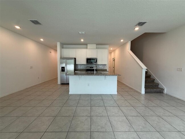 Building Photo - 15025 Willow Arbor Cir