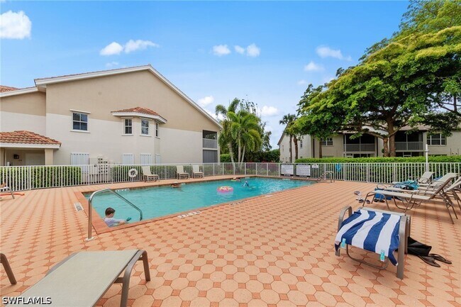 Building Photo - 28611 Carriage Home Dr