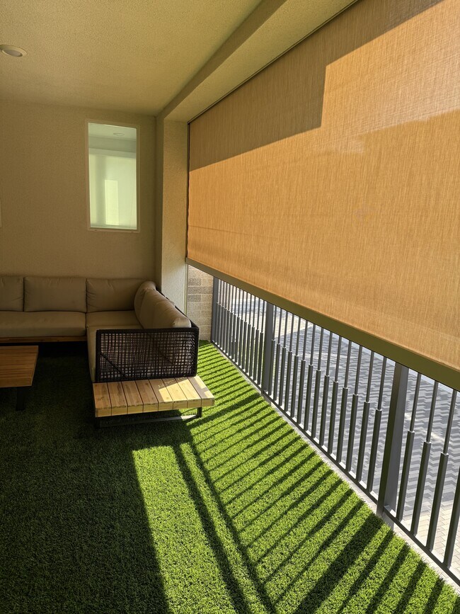 Building Photo - 8160 Rose Quartz Cir