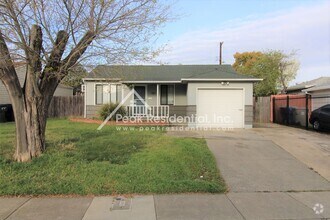 Building Photo - Fruitridge Manor 3bd/1ba House with Garage