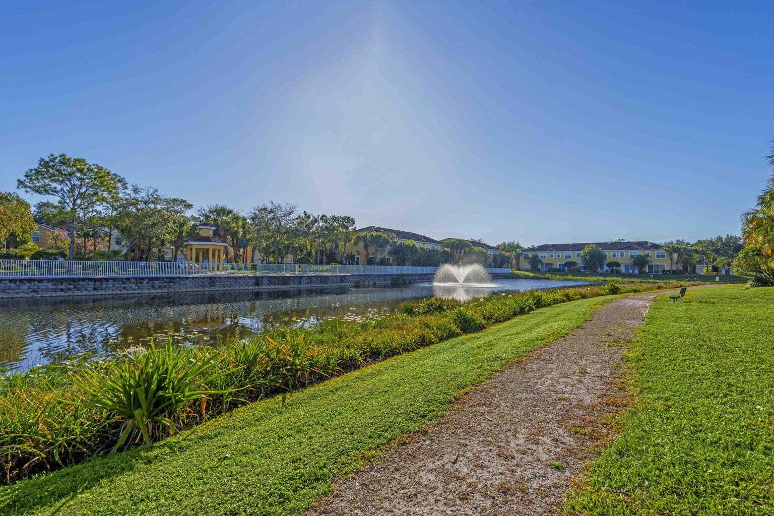 Building Photo - 1002 Pipers Cay Dr