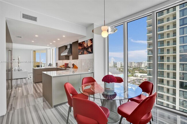Building Photo - 17875 Collins Ave