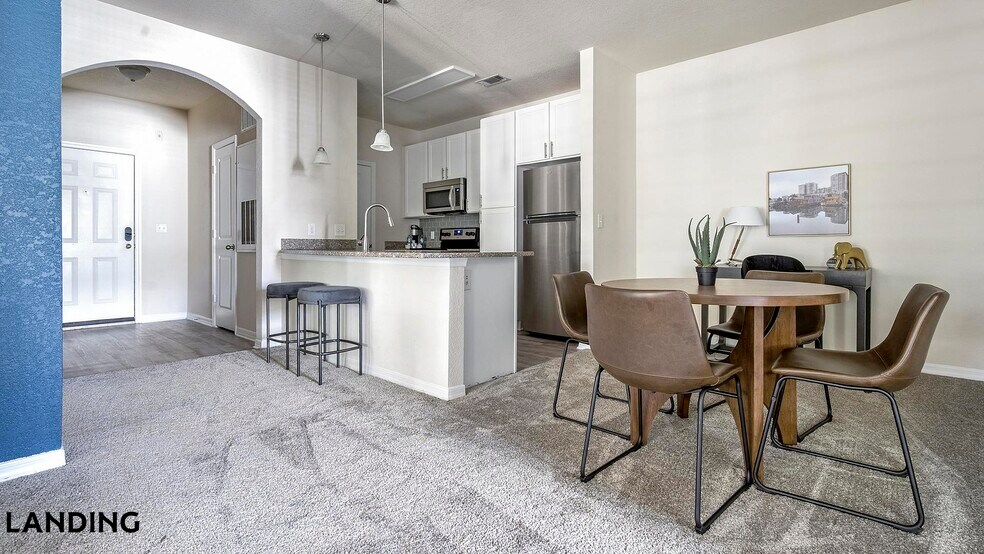 Building Photo - 655 W Mallard Creek Church Rd