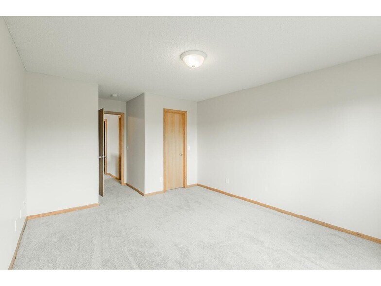 Building Photo - 808 Ferdinand Dr