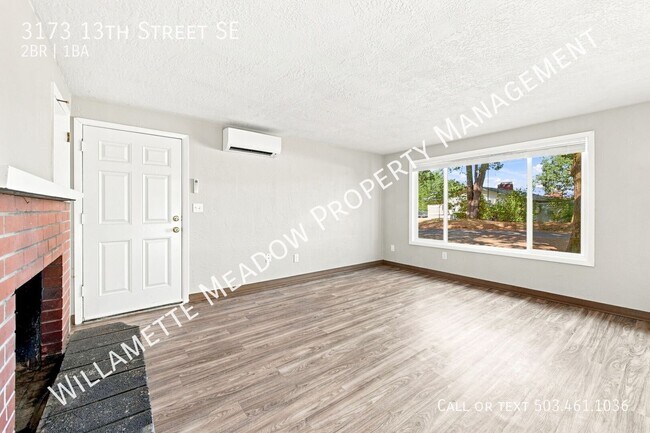 Building Photo - 3173 13th St SE